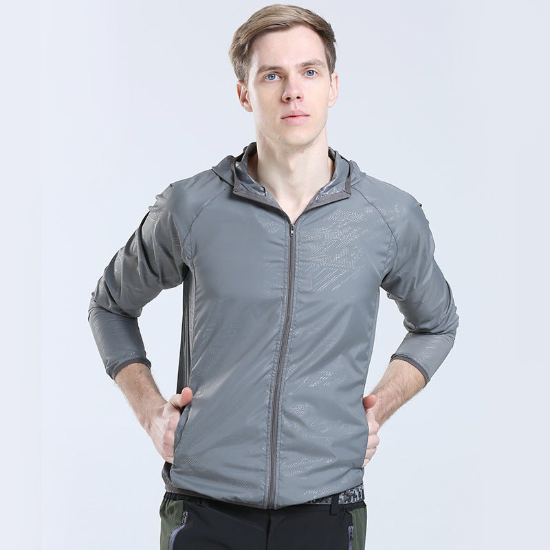 Manufacturers wholesale price outdoor skin clothing sun protection clothing male anti-UV couple models skin windbreaker women quick-drying clothes