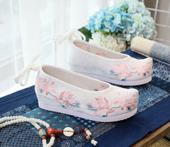 Antique Female Embroidered Cotton Shoes