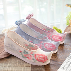 Antique Female Embroidered Cotton Shoes